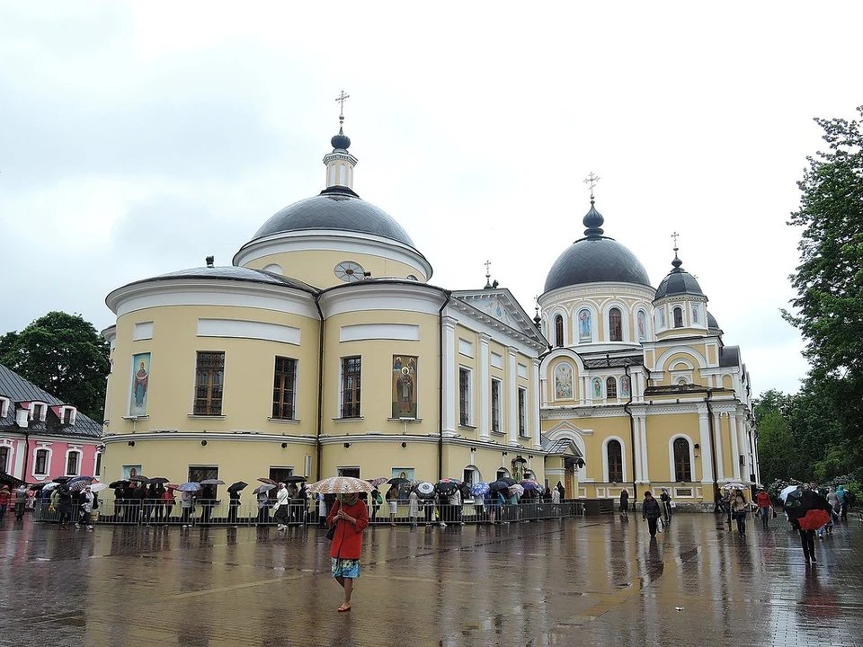 Покровский монастырь в москве матрона