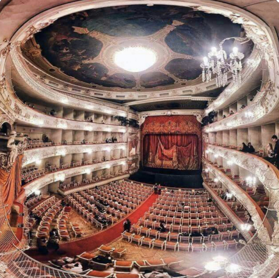 Мариинский театр зал