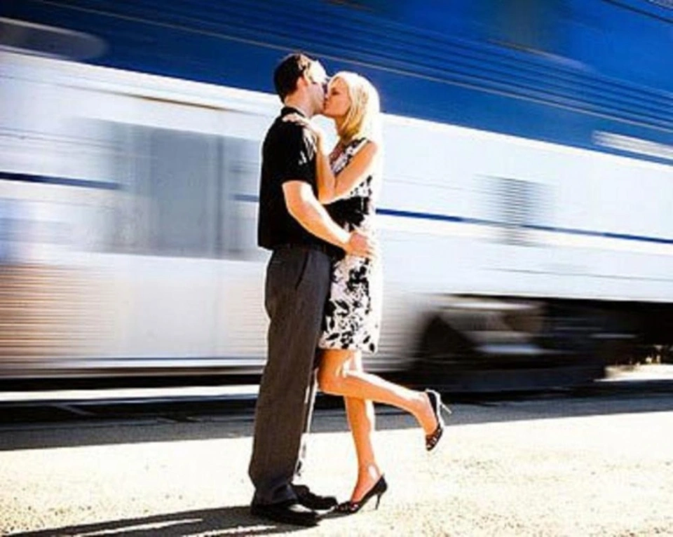 Вокзал видел больше искренних поцелуев чем загс