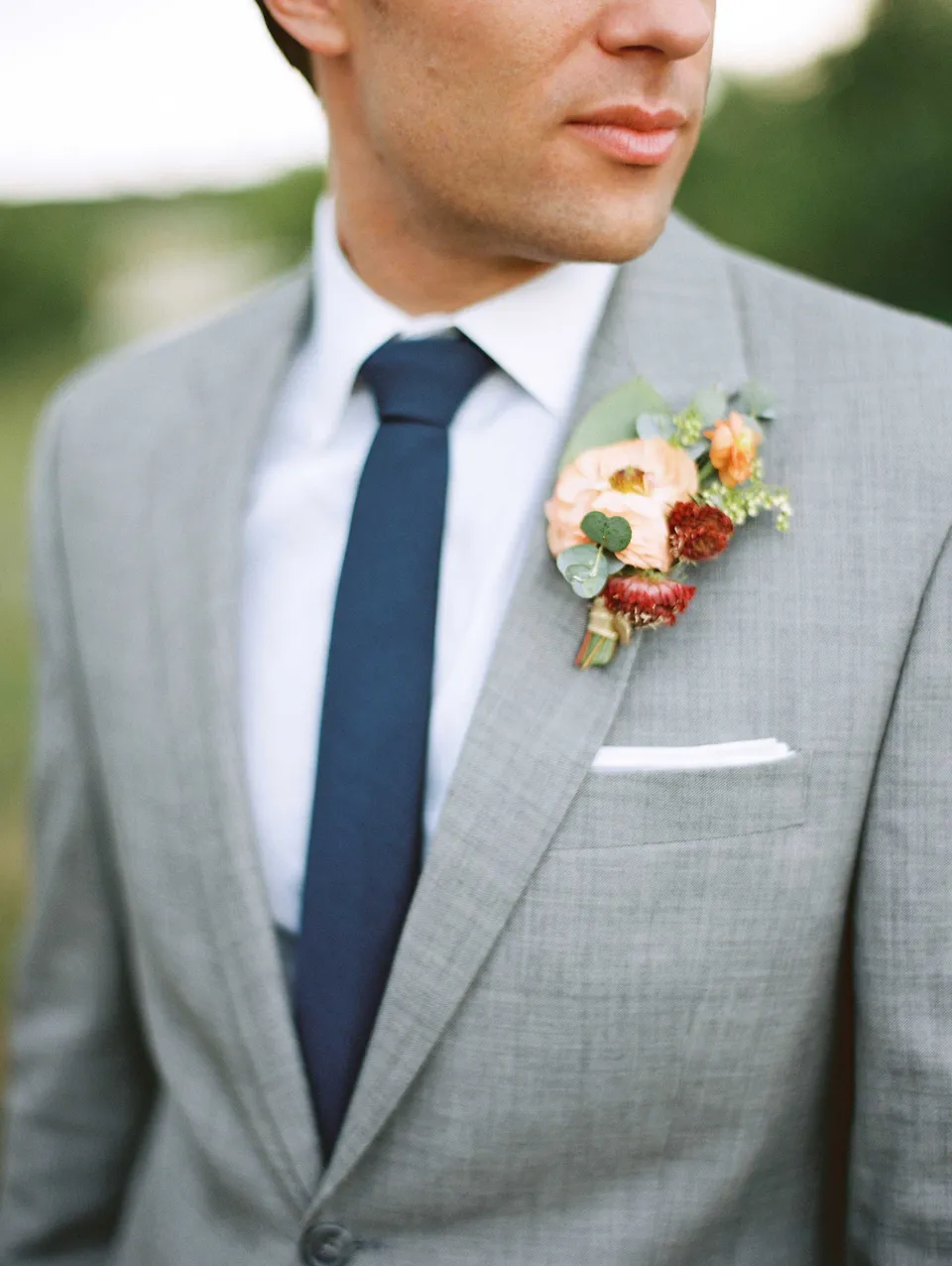Свадебный костюм жениха