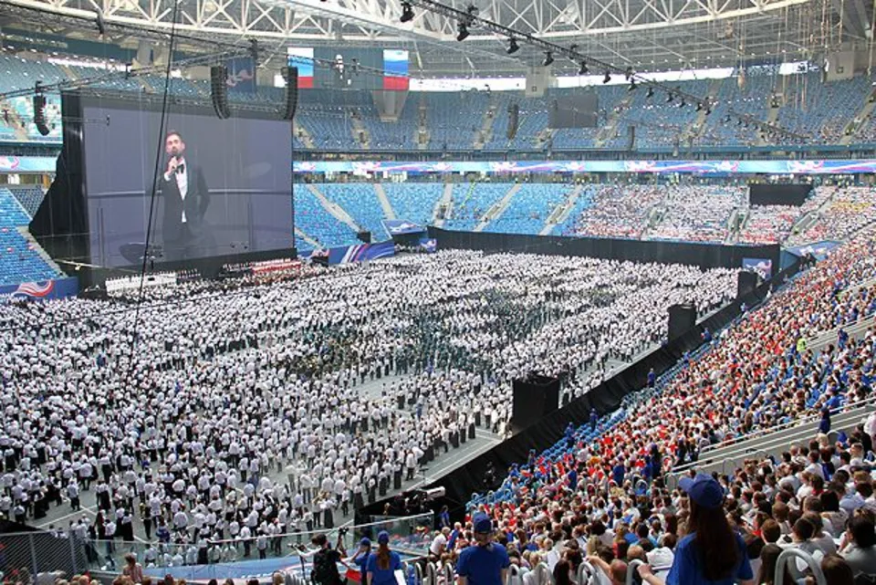 Гимн россии на стадионе