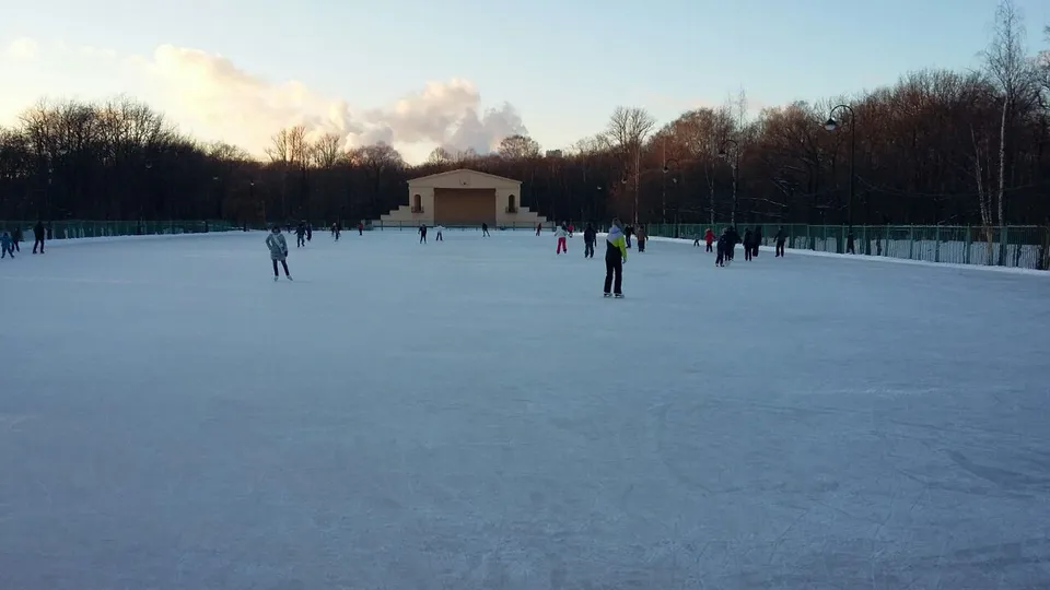 Московский парк победы каток