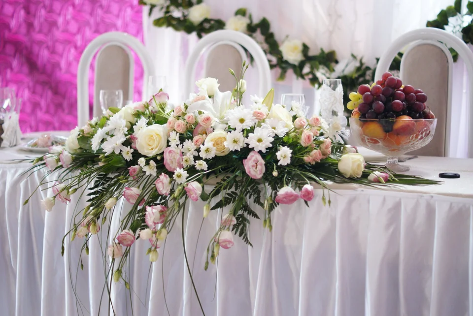 Оформление свадьбы цветами
