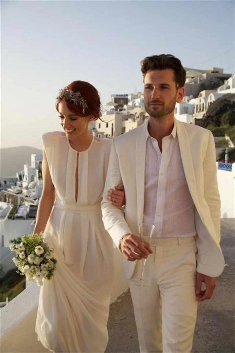 Свадебный костюм в греческом стиле