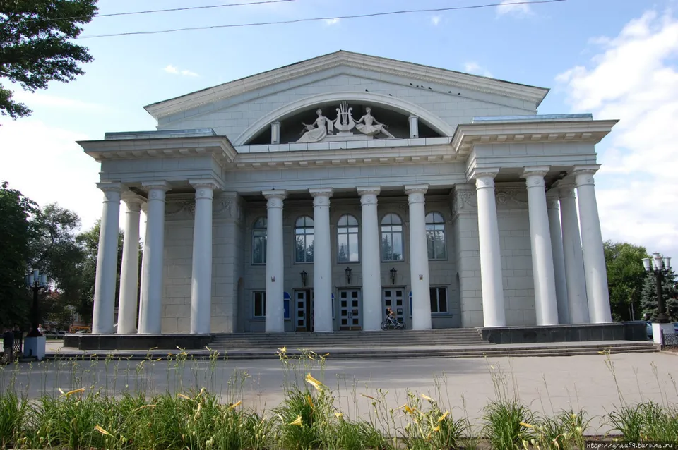 Театр оперы и балета саратов