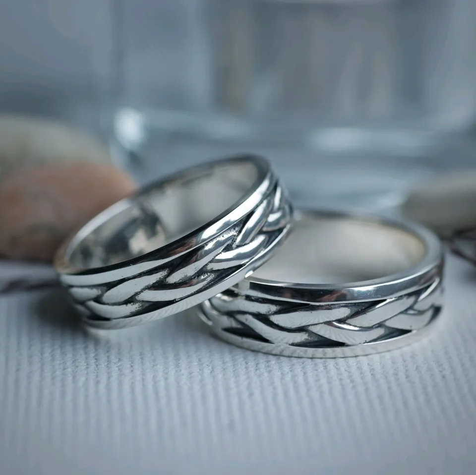 Серебряные обручальные кольца парные