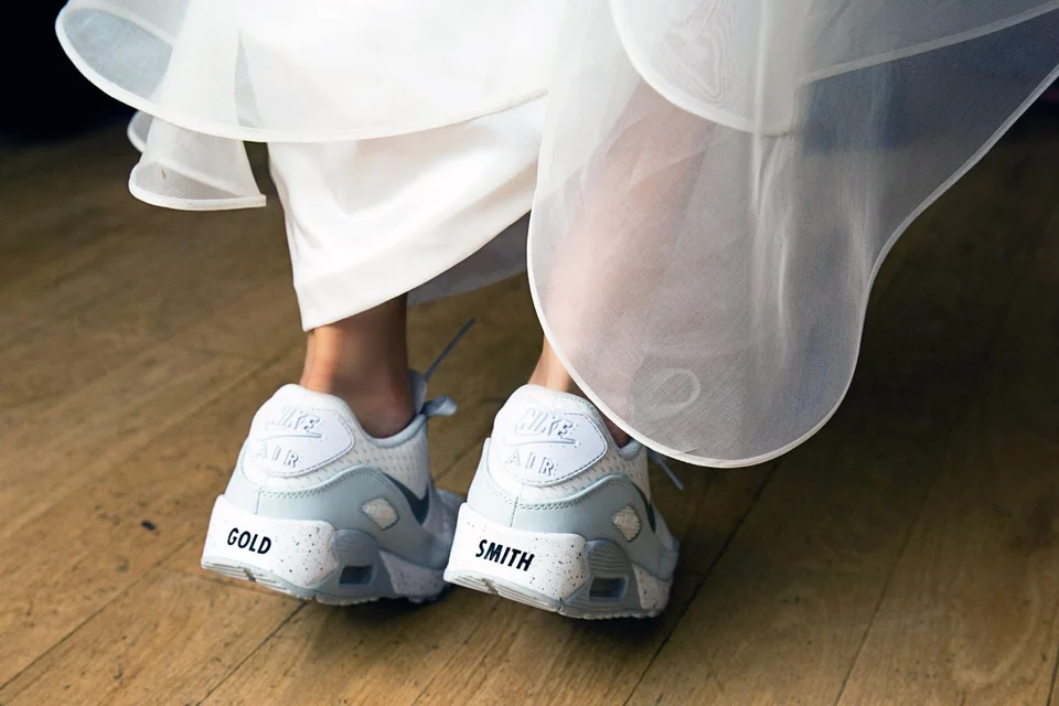 Свадебные кроссовки для невесты