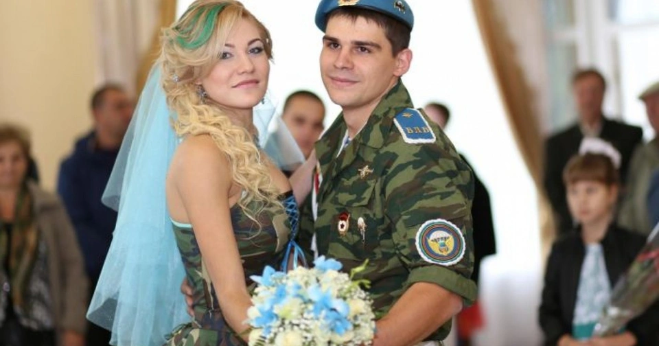Военное платье