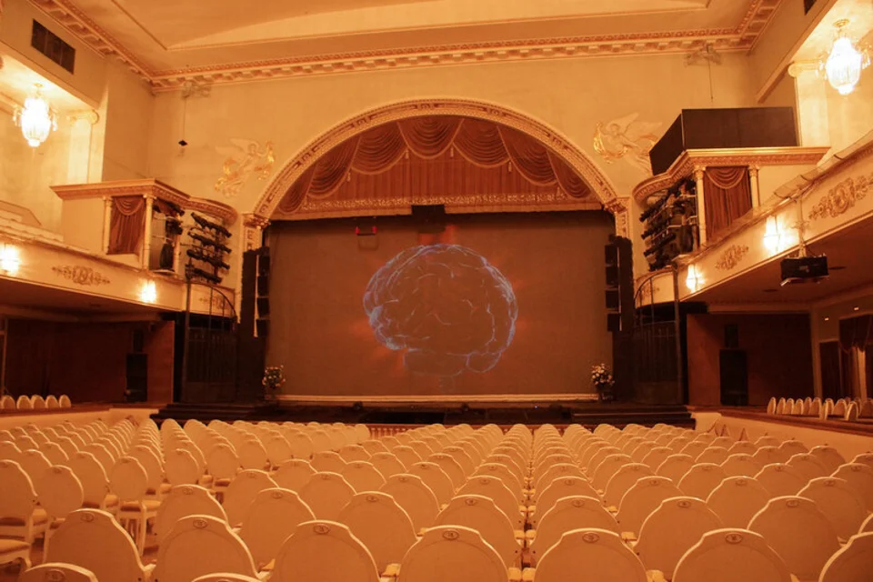 Зал театра музыкальной комедии санкт петербург