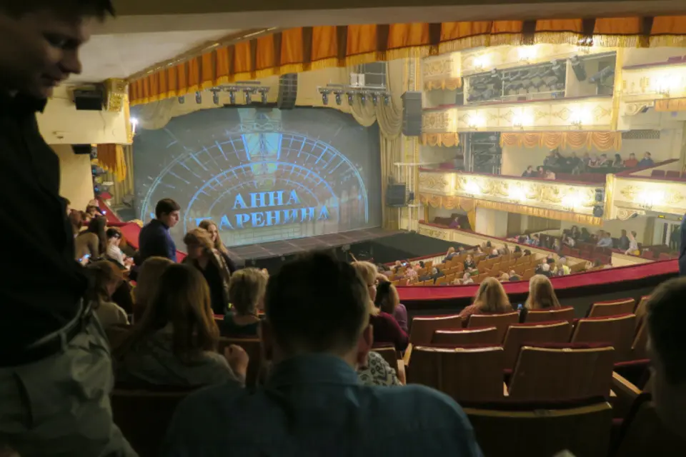 Театр оперетты москва ложа бенуара