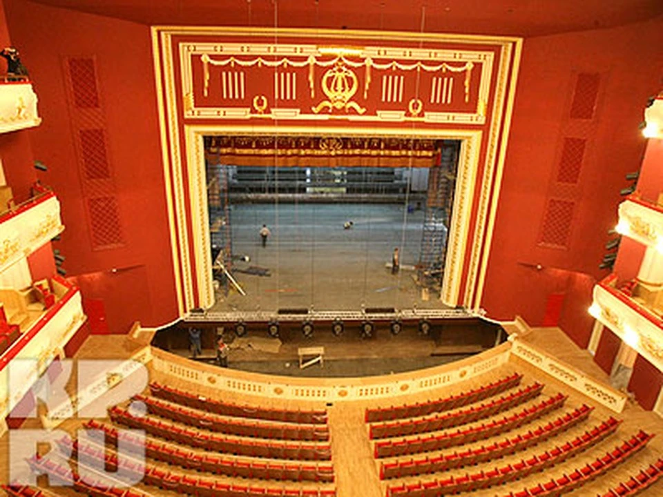 Театр оперы и балета зал