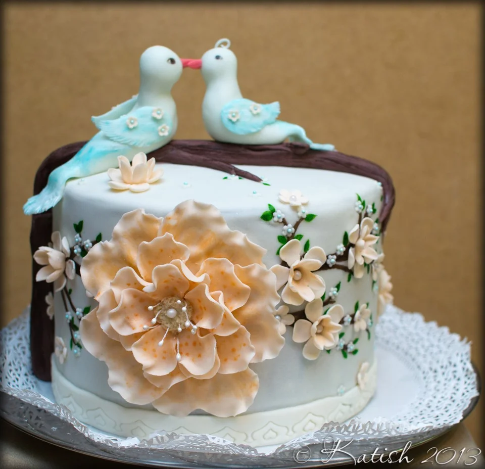 Торт с птичками