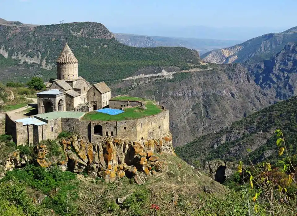 Монастырь татев в армении